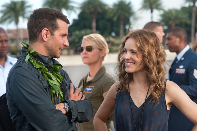 ProSieben sagt &quot;Aloha&quot;! Bradley Cooper verliebt sich auf Hawaii in Emma Stone