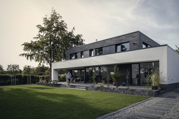 Fenster für moderne Architektur: Callwey Architekturverlag prämiert REHAU System GENEO als &quot;Produkt des Jahres 2019&quot;