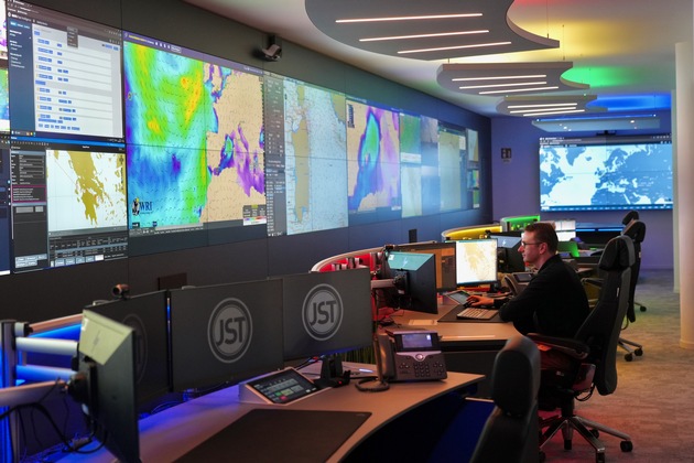 AIDA Cruises eröffnet modernisiertes Fleet Operations Center / Hamburgs neue High-Tech Schaltzentrale setzt mit Innovationen neue Maßstäbe für die Kreuzfahrt