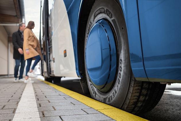 Goodyear stellt neuen Reifen URBANMAX COMMUTER vor, um öffentlichen Personenverkehr nachhaltiger zu gestalten
