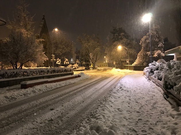 Vorbereitet unterwegs bei winterlichen Strassenverhältnissen