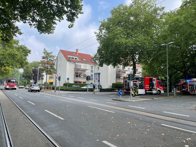 FW-BO: Angebranntes Kochgut im Mehrfamilienhaus in Bochum-Langendreer