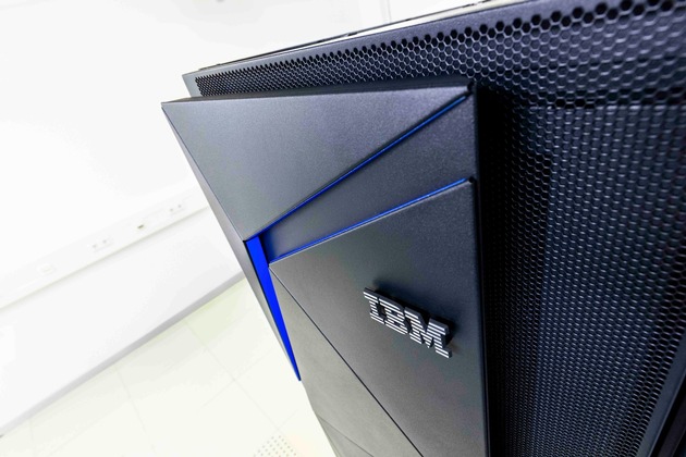 Beta Systems Software AG spendet z14 Mainframe an die Universität Leipzig