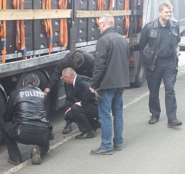 POL-NI: Ganzheitliche Kontrolle des gewerblichen Güter - und Personenverkehrs durch die Regionale Kontrollgruppe der Polizeidirektion Göttingen