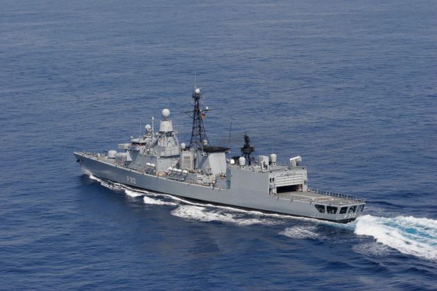 Deutsche Marine - Pressemeldung: Fregatte &quot;Karlsruhe&quot; kehrt an den Jadebusen zurück