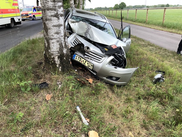POL-STD: Audi RS3 in Ahlerstedt entwendet, 50-jährige Autofahrerin bei Unfall in Bargstedt schwer verletzt