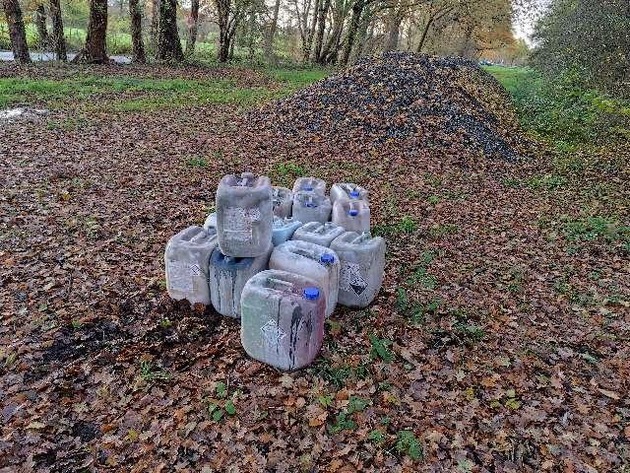 POL-OL: Mehrere Fälle illegaler Entsorgung - Polizei bittet um Hinweise