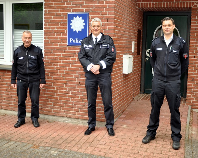 POL-ROW: ++ Führungswechsel bei der Polizeistation - Joachim Meyer geht in Pension ++