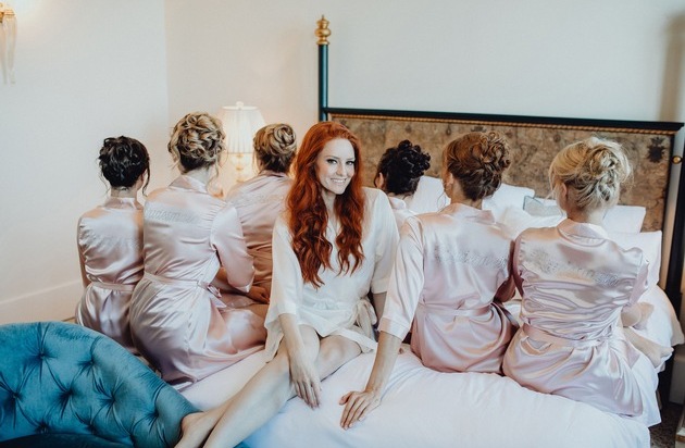 Dyson GmbH: Wedding Hair: Dyson ist der perfekte Partner für romantische Hochzeitsfrisuren (FOTO)
