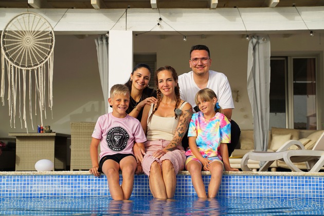 Start der neuen Folgen; &quot;Diese Büchners - Familientrubel unter Palmen&quot; - Joelinas Abschied und Dannis Playboy-Pläne