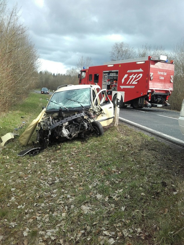 POL-PDMY: Verkehrsunfall mit zwei verletzten Personen