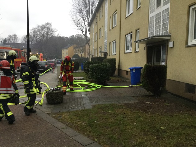 FW-Heiligenhaus: Brennende Waschmaschinen verrauchten Keller (Meldung 7/2018)