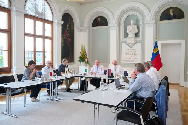 Volkswirtschaftsdirektoren der Ostschweiz treffen sich in Vaduz