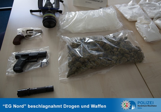 POL-ME: Drogenbande zerschlagen - Durchsuchungen in fünf NRW-Städten - Langenfeld, Monheim, Düsseldorf, Leverkusen und Köln - 1907133