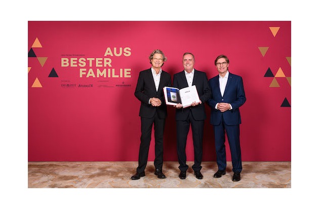 Großes Familientreffen in Berlin – offizielle Premiere der Publikation „Aus bester Familie“