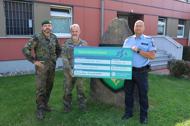 POL-HR: Polizeistation Schwalmstadt spendet 2800,- Euro für den guten Zweck