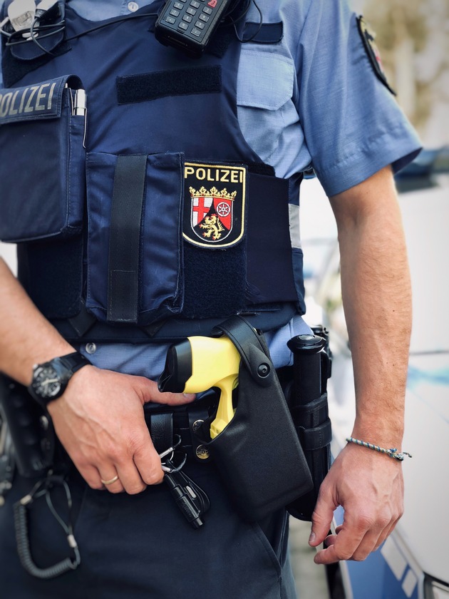 POL-PPRP: Distanz-Elektroimpulsgeräte (DEIG) ab sofort beim Polizeipräsidium Rheinpfalz im Stadtgebiet in Ludwigshafen im Einsatz