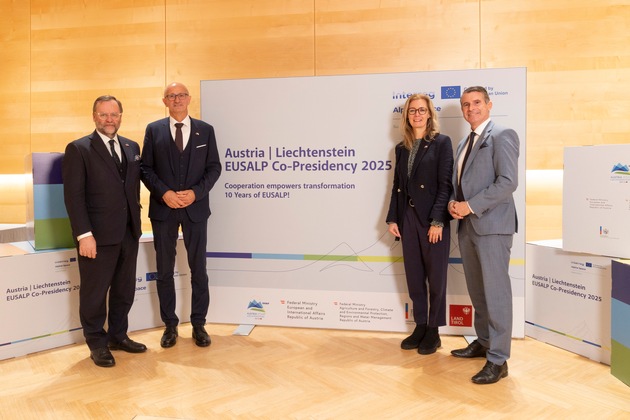 EUSALP-Generalversammlung in Innsbruck: Neuer Aktionsplan verabschiedet - Liechtenstein und Österreich ziehen positive Bilanz
