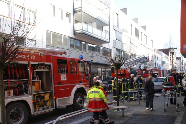 FW-AR: Keine Verletzten bei Wohnungsbrand in Arnsberg-Neheim