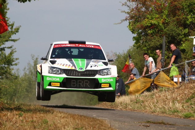 EM-Spitzenreiter Kreim überzeugt mit Bestzeit beim WM-Heimspiel - SKODA führt in der WRC 2