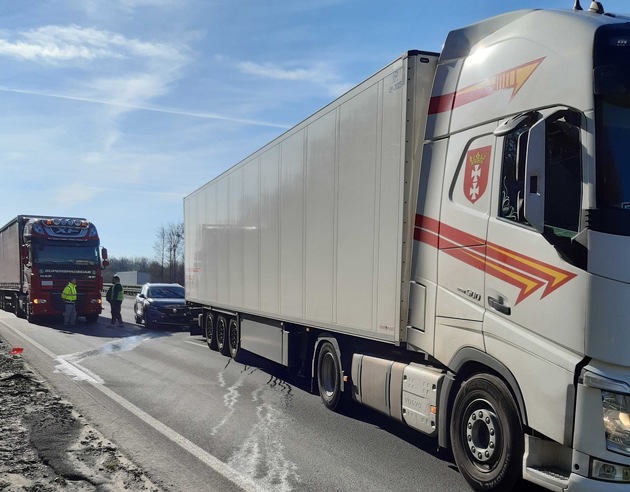 FW-EN: Verkehrsunfall auf der Autobahn A1