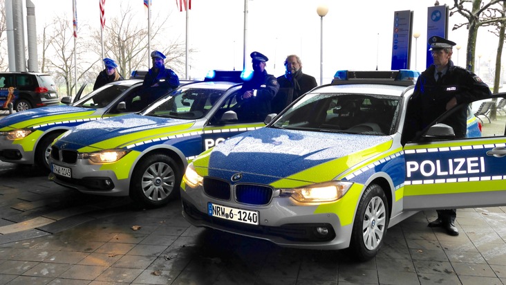 POL-D: Foto zum Termin - Vorstellung der neuen Streifenwagen