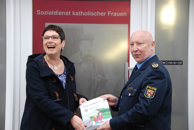 POL-PPTR: Polizeipräsident überreicht Spende an Sozialdienst katholischer Frauen Trier