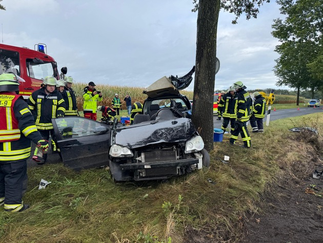 POL-STD: 25-jähriger Polofahrer bei Unfall in Oldendorf schwer verletzt