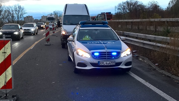 POL-PDNW: Polizeiautobahnstation - Kontrolltag Rettungsgasse führt zu vielen Verstößen