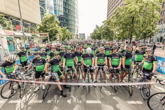 SKODA ist neuer Hauptsponsor der Deutschland Tour und Partner des Grünen Trikots (FOTO)