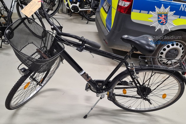POL-DA: Viernheim: Polizei stellt zwei Fahrräder sicher/Eigentümer gesucht