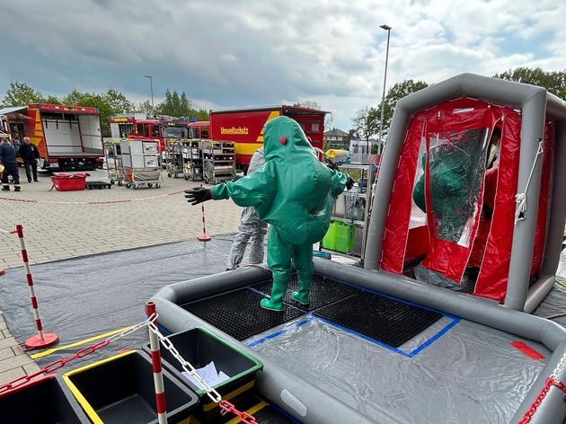 FW-OLL: Erster ABC-Einsatz-Lehrgang erfolgreich im Landkreis Oldenburg durchgef&uuml;hrt