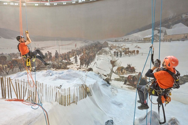 Aussergewöhnliches Restaurierungsprojekt: Das Bourbaki Panorama Luzern erhält einen neuen «Himmel»