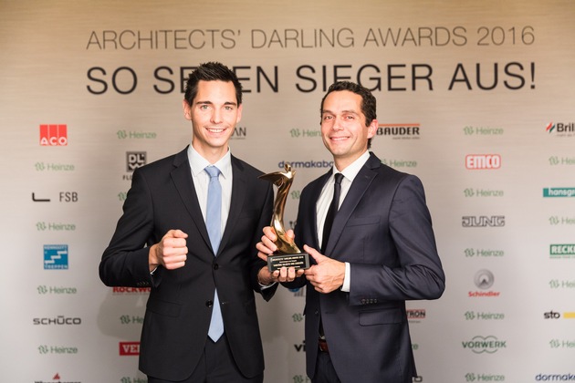 Eine der beliebtesten Marken bei Architekten und Planer: Gold für Hansgrohe beim Architects&apos; Darling Award 2016 im Bereich &quot;Sanitäre Objekte und Zubehör&quot;