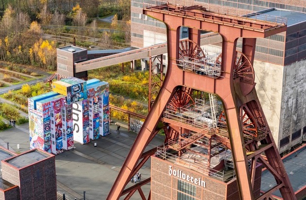 Stiftung Zollverein: Ein Zeichen der Demokratie auf dem UNESCO-Welterbe Zollverein / Global Gate mit 2.000 Quadratmetern Kunst