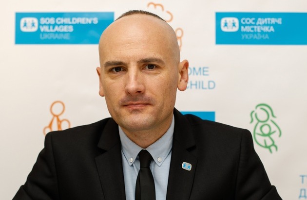 SOS-Kinderdörfer weltweit e.V.: Pressestatement Serhii Lukashov, SOS-Kinderdörfer Ukraine: "Elternlose Kinder brauchen Schutz: Wir müssen entführte Kinder aus Russland zurückholen - und in der Ukraine anonyme Heime abschaffen!"