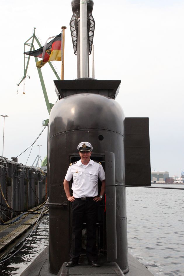 Deutsche Marine - Pressemeldung (Porträt): Thüringer ist jüngster U-Boot-Kommandant seit Gründung der Bundeswehr