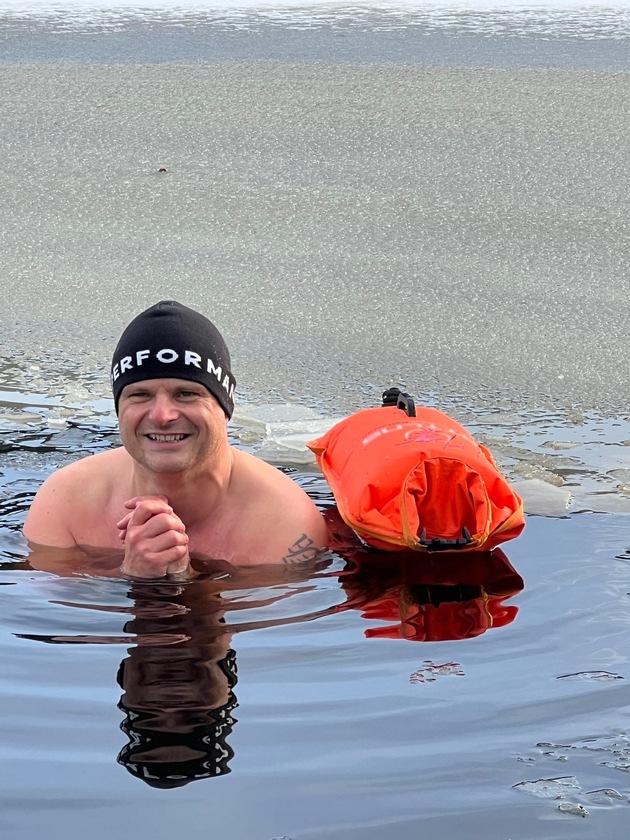 Eisbaden lernen in Oberstdorf mit Rekordhalter Paul Bieber