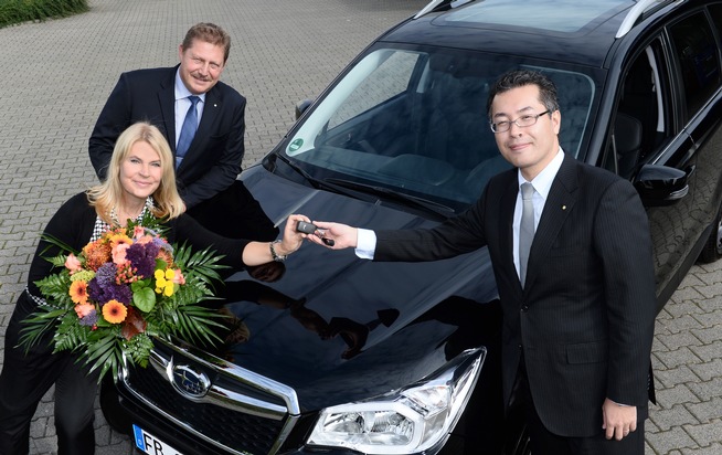 Gunda Niemann-Stirnemann ist neue Subaru-Markenbotschafterin / Dreifache Olympiasiegerin präsentiert japanischen Allradspezialisten für vier Jahre / Echte Sympathieträgerin mit hoher Glaubwürdigkeit (FOTO)