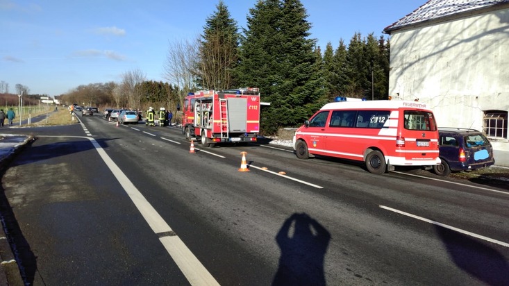 FW-EN: Zwei Verkehrsunfälle für die Freiwillige Feuerwehr Breckerfeld