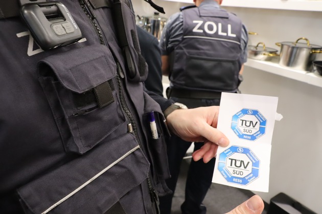 HZA-DA: Zoll zieht Produktfälschungen auf der Messe Ambiente in Frankfurt aus dem Verkehr 41.500 Euro an Sicherheit eingezogen - 27 Strafverfahren eingeleitet