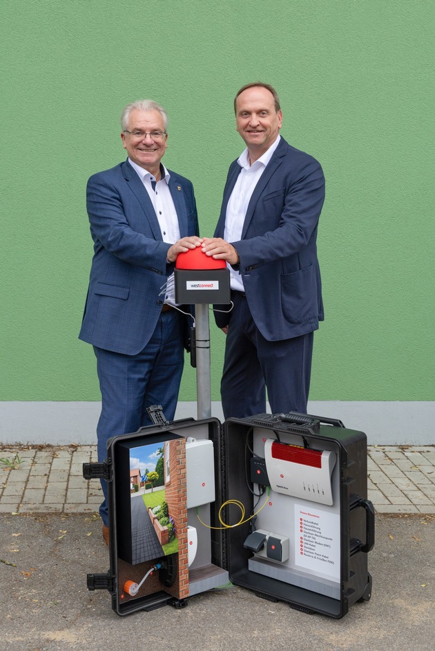 Stadt M&uuml;lheim und Westconnect nehmen Glasfasernetz in Betrieb