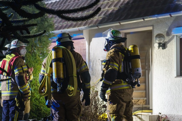 FW Menden: Küchenbrand schnell unter Kontrolle
