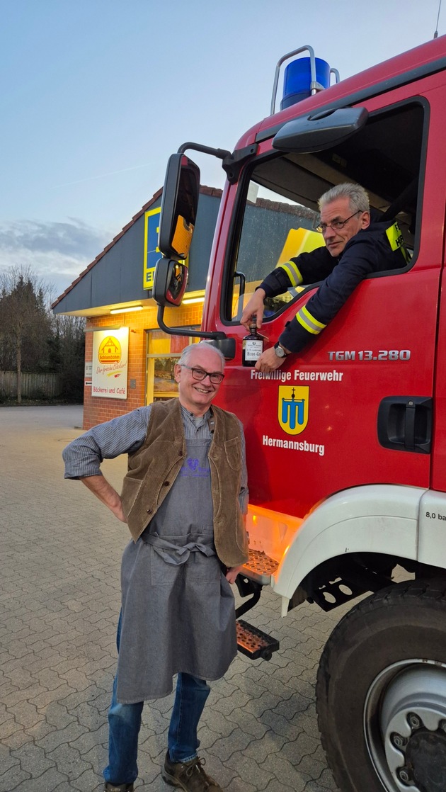 FW Südheide: Ausgelöste BMA in Hermannsburg - Gerhard Bosselmann bedankt sich bei der Feuerwehr Hermannsburg