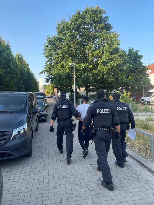 BPOLD-H: Gemeinsame Pressemitteilung der Staatsanwaltschaft Hildesheim und der Bundespolizeidirektion Hannover / Bundespolizei nimmt Mitglieder einer Diebesbande in Hannover fest