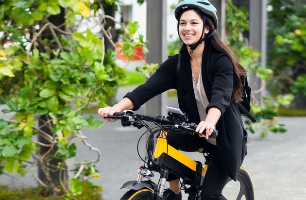 VIACTIV Krankenkasse: E-Bike Trend hat viele Gründe / Vor allem Menschen mittleren Alters aus ländlichen Regionen begeistern sich für Pedelecs. Nur ein Ergebnis der Viactiv Online-Umfrage.