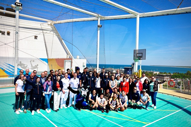 AIDA Pressemeldung: Erstklassig: AIDA gratuliert ROSTOCK SEAWOLVES! AIDA Cruises ist Platinsponsor für Saison 2024/2025 // Erstes Basketball Camp an Bord geplant