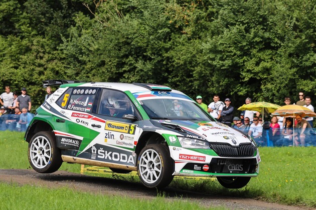 Drei ŠKODA Teams auf dem Podium beim Europameisterschaftslauf Barum Czech Rallye Zlín