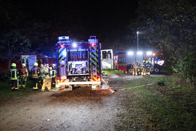 FW Gangelt: Spektakuläre Verfolgungsjagd führt zu Großeinsatz der Feuerwehr