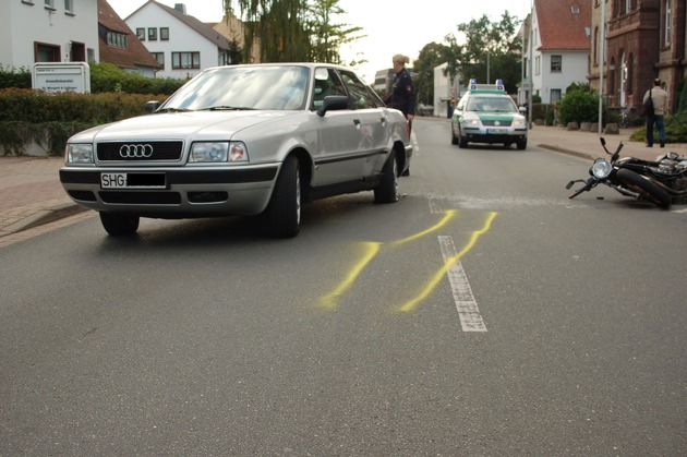 POL-STH: Motorradfahrer bei Verkehrsunfall schwer verletzt